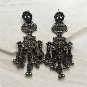 Elegant Antique Silver Chandelier Earrings